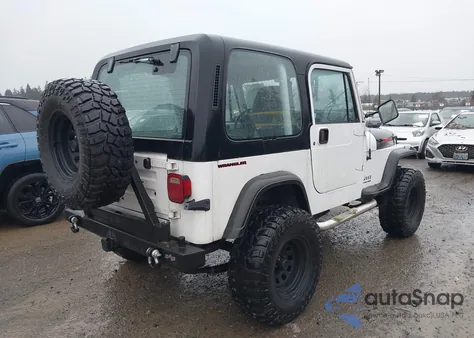 1995 Jeep Wrangler / Yj S/Rio Grande from USA, damaged, VIN 1J4FY19P8SP255864